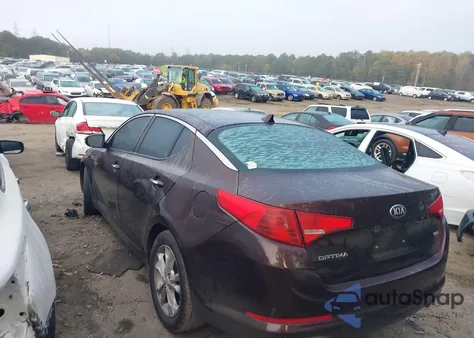 2013 Kia Optima Lx z USA, uszkodzony, nr VIN 5XXGM4A75DG096007